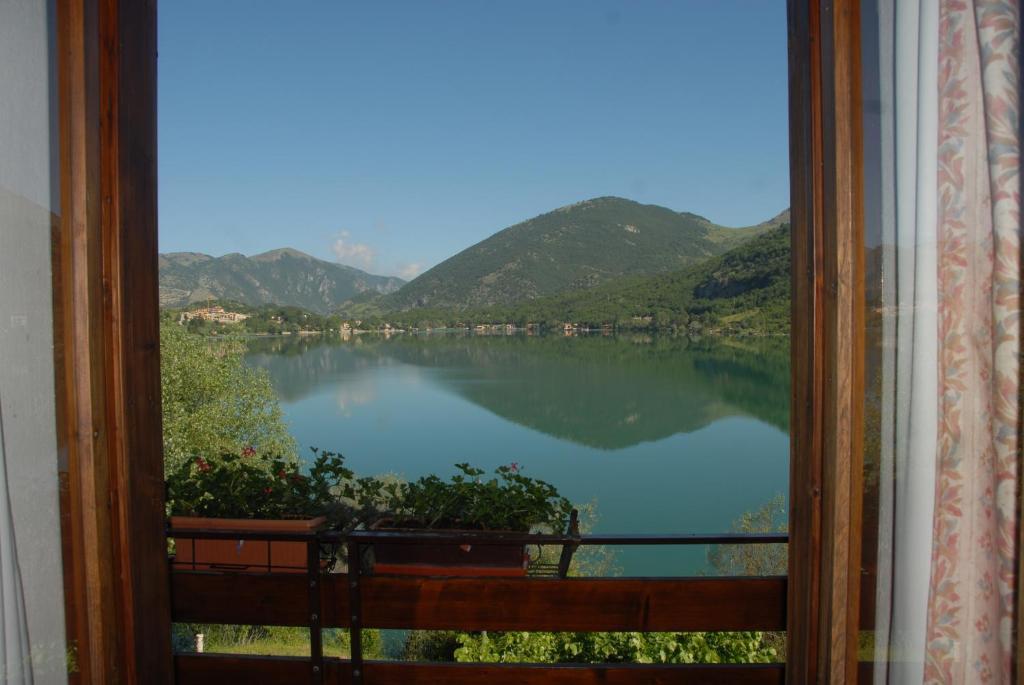 Hotel Acquevive Scanno Kültér fotó